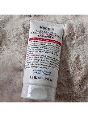 Kiehl's Ultra Facial Barrier-Hydrating Cleanser, a...